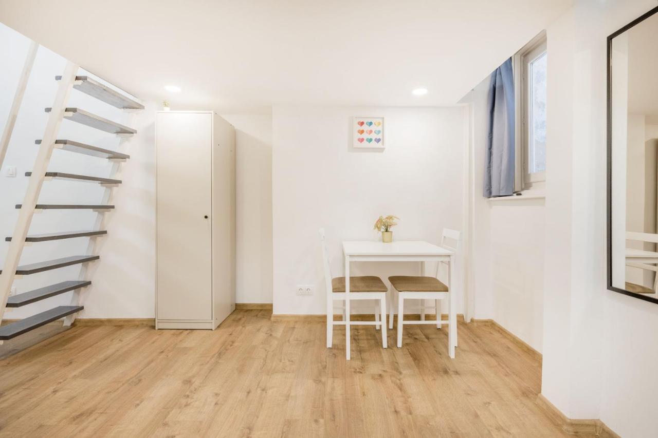 V12 Apartments Budapest Eksteriør billede