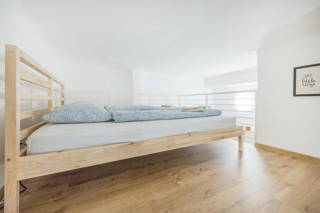 V12 Apartments Budapest Eksteriør billede