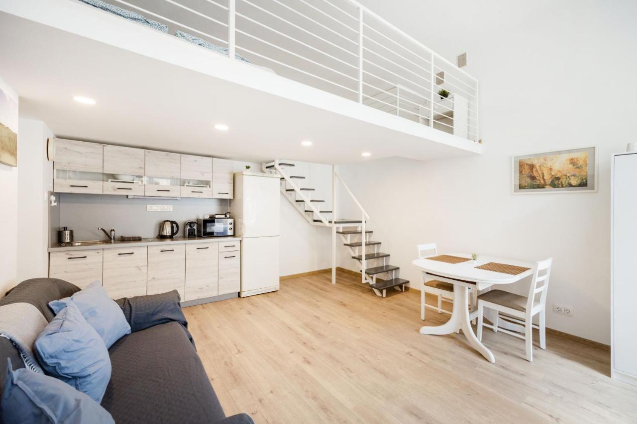 V12 Apartments Budapest Eksteriør billede